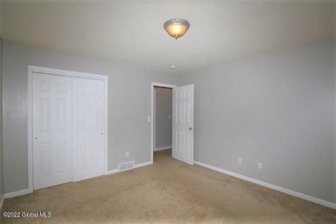 4 Round Table Road Saratoga Springs NY 12866