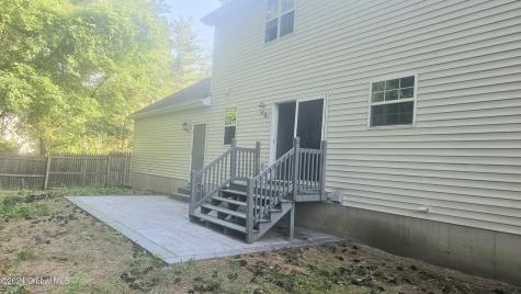 4 Round Table Road Saratoga Springs NY 12866