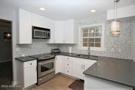 4 Round Table Road Saratoga Springs NY 12866