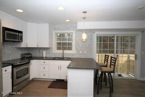 4 Round Table Road Saratoga Springs NY 12866