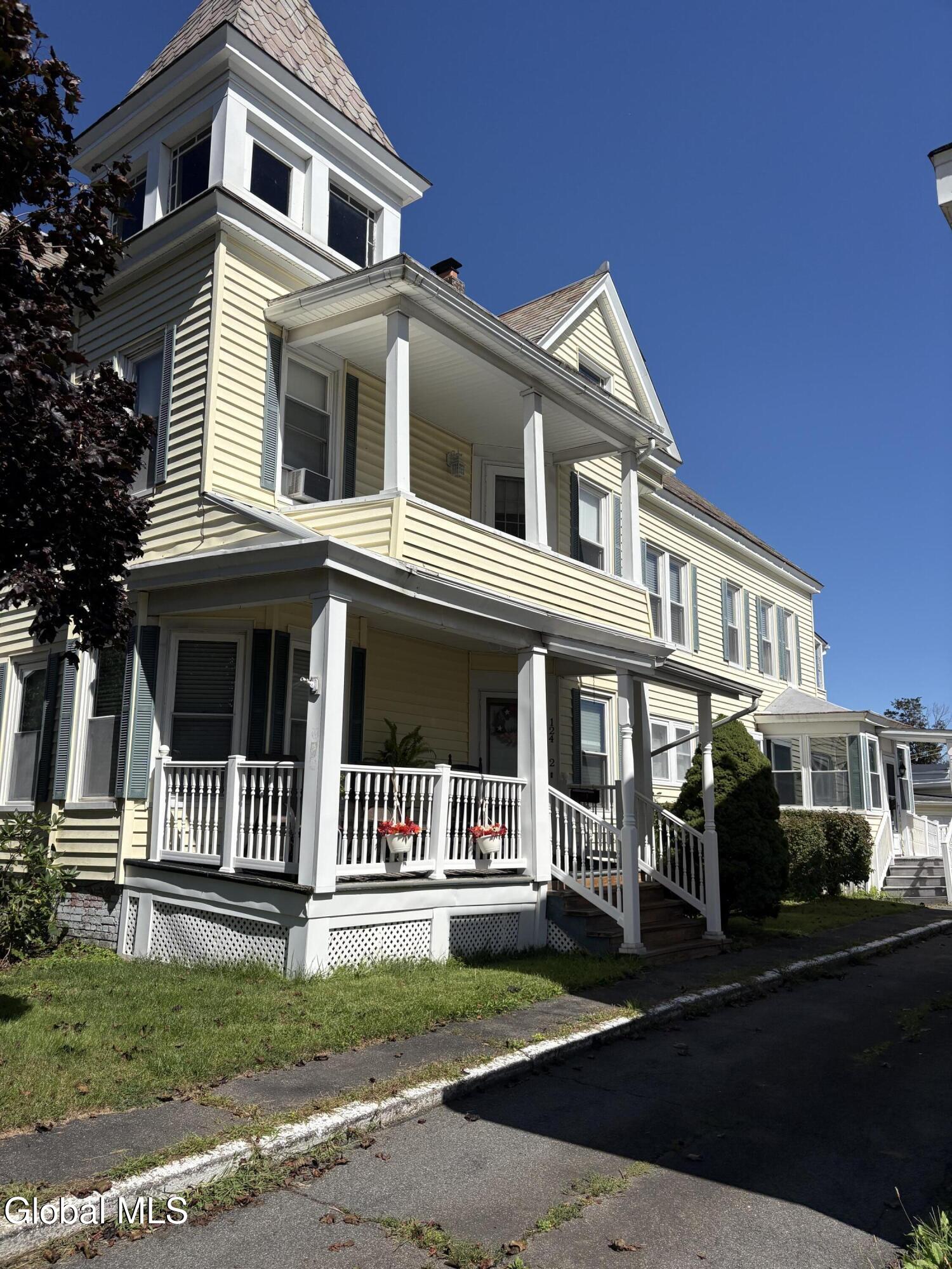 124 S 3rd Avenue Mechanicville NY 12118