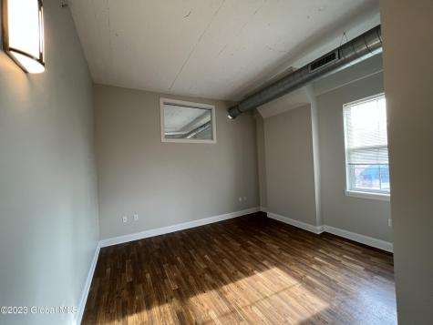733 Broadway Albany NY 12207