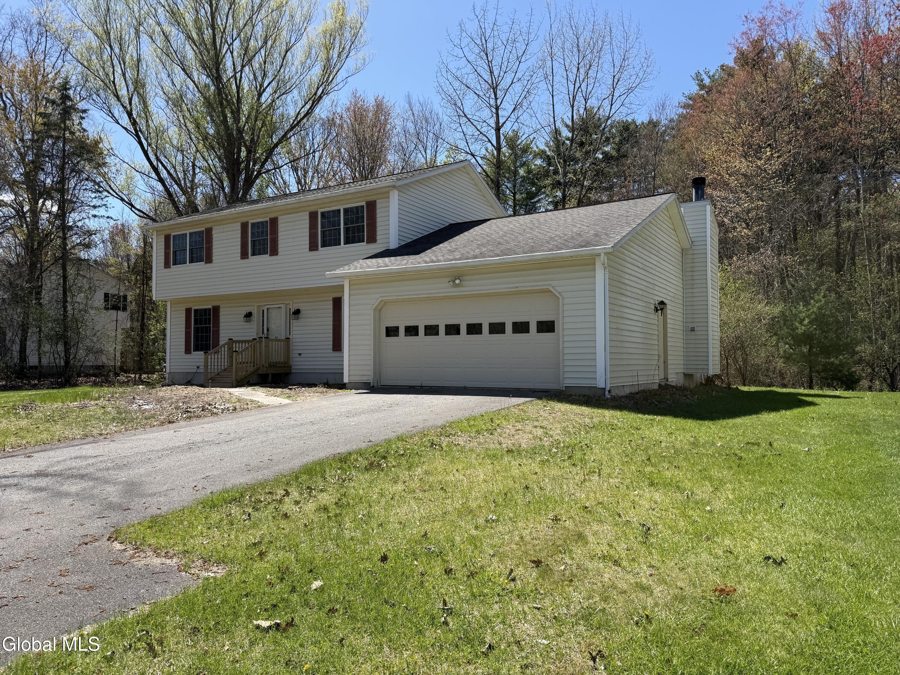 11 Abbey Court Clifton Park NY 12065