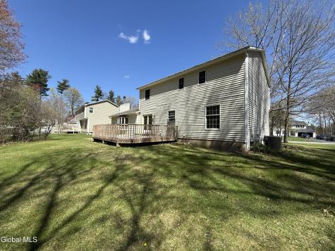 11 Abbey Court Clifton Park NY 12065
