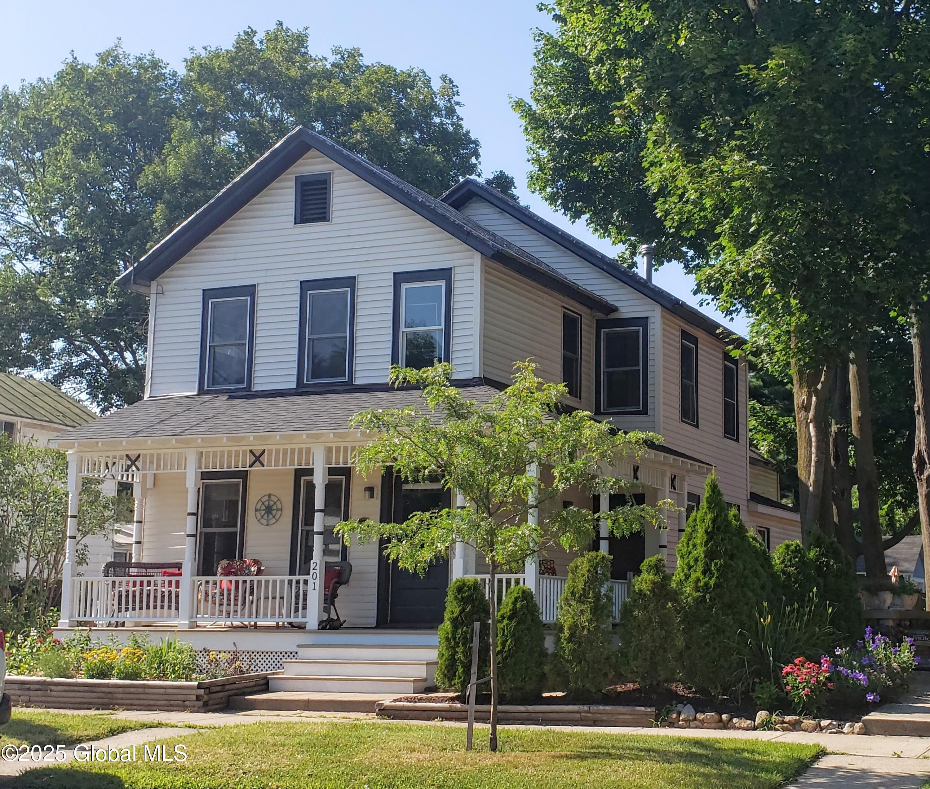 201 Lake Avenue Saratoga Springs NY 12866