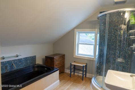 201 Lake Avenue Saratoga Springs NY 12866