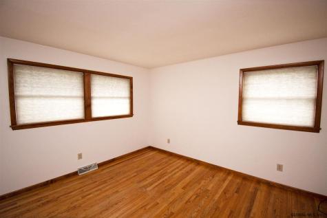 37 Carroll Avenue Albany NY 12203