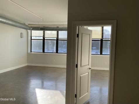 733 Broadway Albany NY 12207
