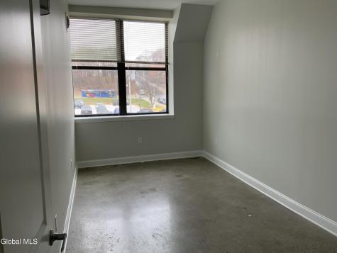 733 Broadway Albany NY 12207