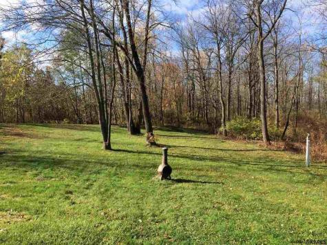 496 Old Niskayuna Road Latham NY 12110