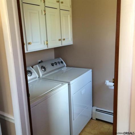 496 Old Niskayuna Road Latham NY 12110