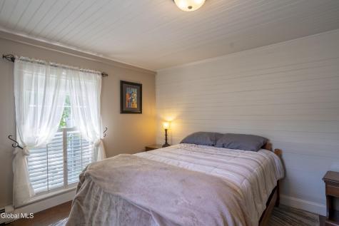 569 N Broadway Saratoga Springs NY 12866