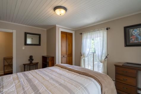 569 N Broadway Saratoga Springs NY 12866