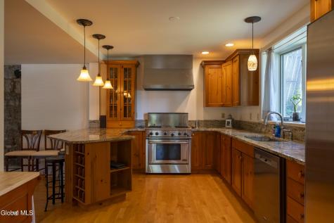 569 N Broadway Saratoga Springs NY 12866