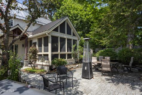 569 N Broadway Saratoga Springs NY 12866