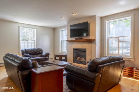 569 N Broadway Saratoga Springs NY 12866