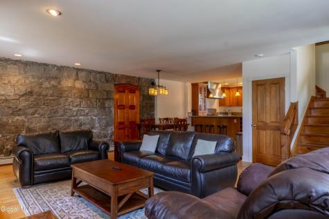 569 N Broadway Saratoga Springs NY 12866