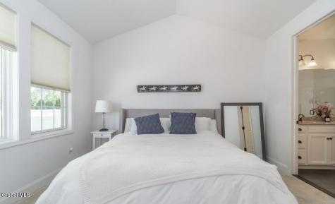 2 Chloes Way Saratoga Springs NY 12866
