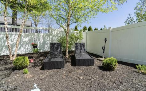 2 Chloes Way Saratoga Springs NY 12866