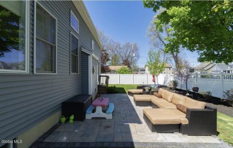 2 Chloes Way Saratoga Springs NY 12866
