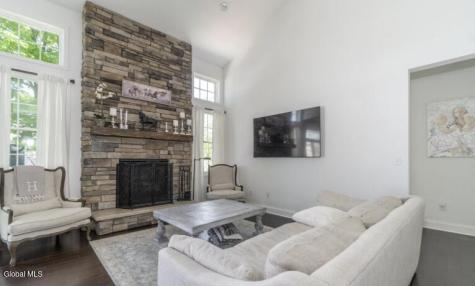 2 Chloes Way Saratoga Springs NY 12866