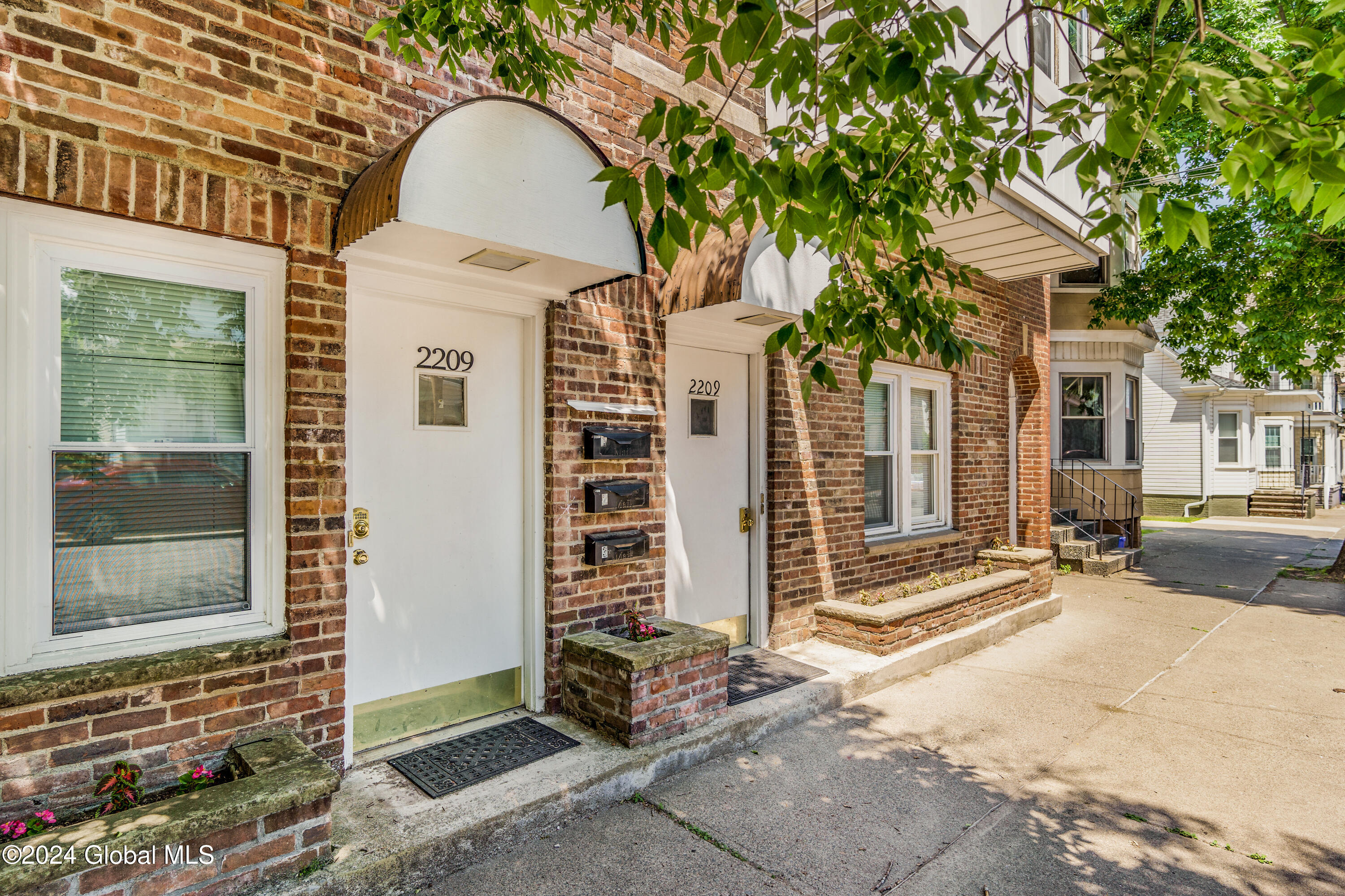 2209 15th Street Troy NY 12180