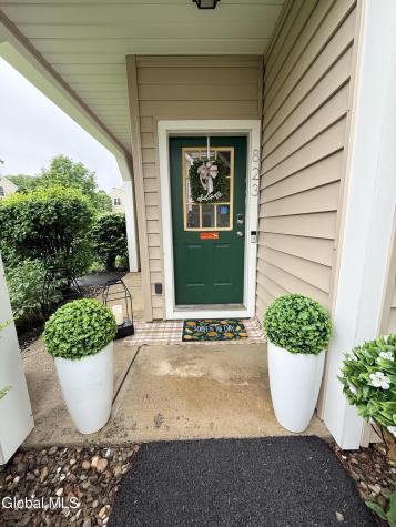 823 Hampton Place Boulevard Troy NY 12180