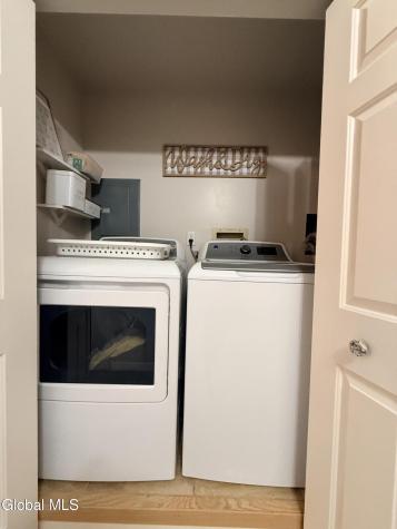 823 Hampton Place Boulevard Troy NY 12180