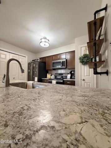 823 Hampton Place Boulevard Troy NY 12180