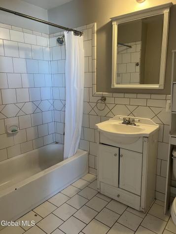 5 Broadway Troy NY 12180