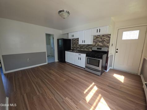 11 Elm Street Troy NY 12180