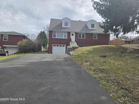 86 Hackett Blvd Boulevard Albany NY 12209