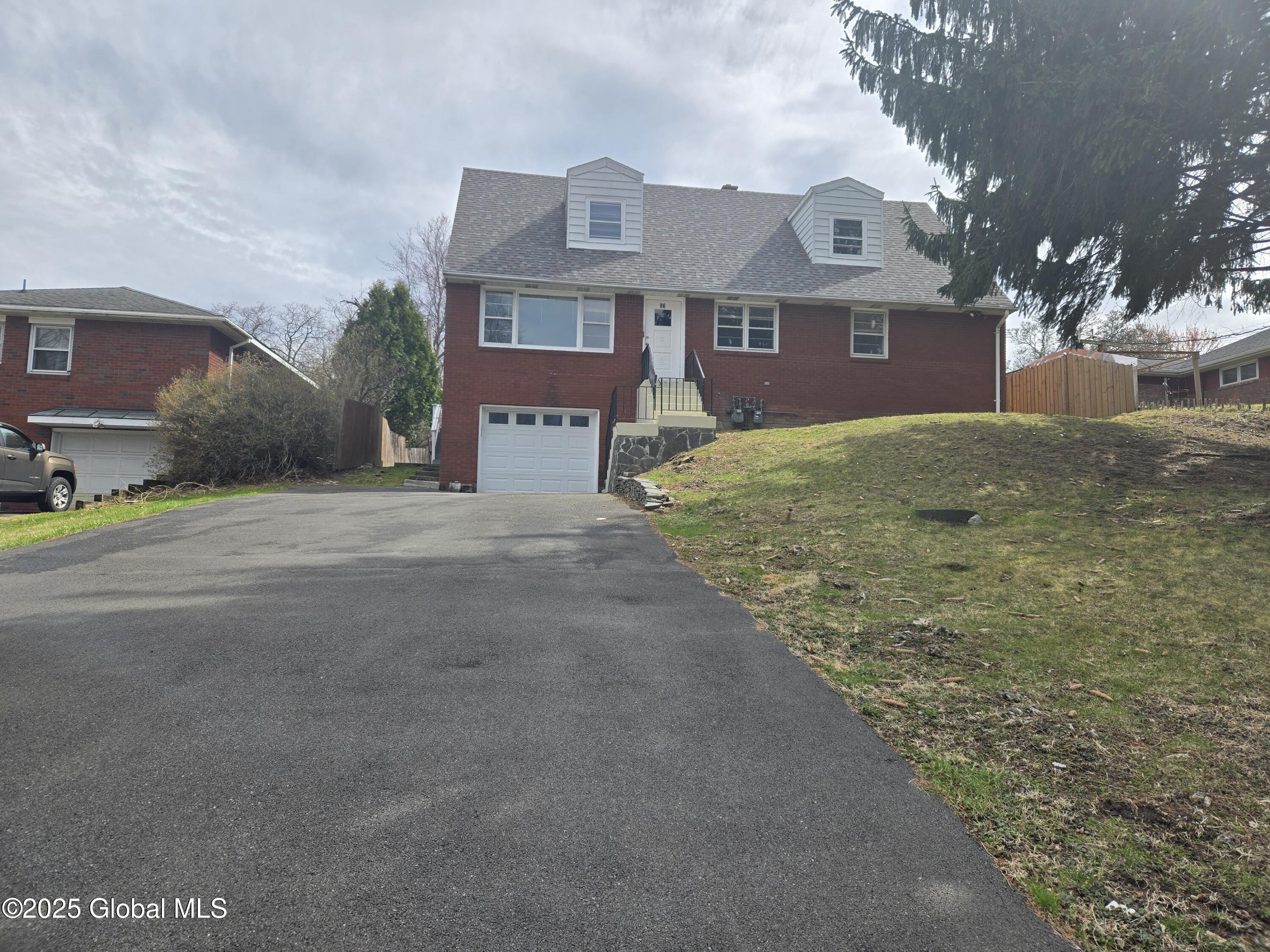 86 Hackett Blvd Boulevard Albany NY 12209