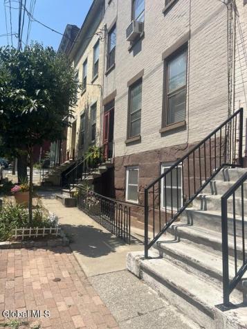 31 Elm Street Albany NY 12202
