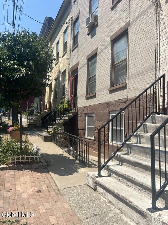 31 Elm Street Albany NY 12202