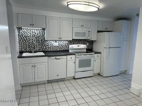 31 Elm Street Albany NY 12202