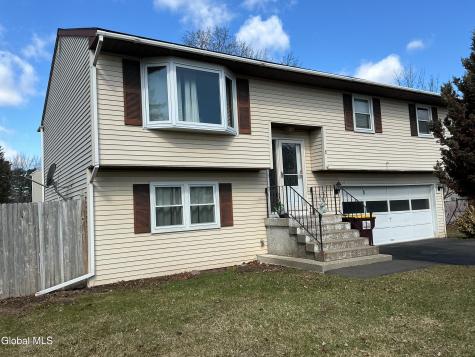 2 Dyer Drive Latham NY 12110