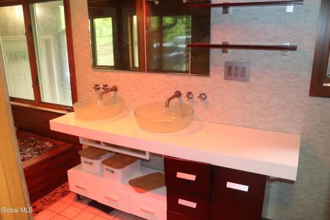 98 Beaver Dam Road Voorheesville NY 12186