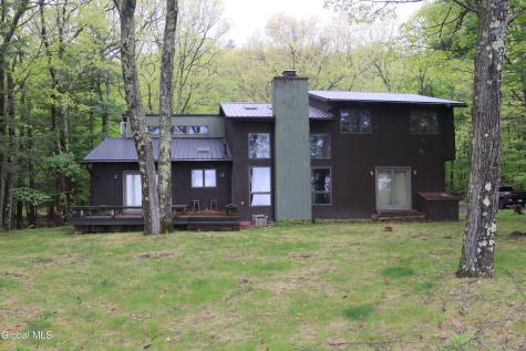 98 Beaver Dam Road Voorheesville NY 12186