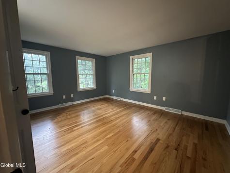 24 Berkshire Drive Clifton Park NY 12065