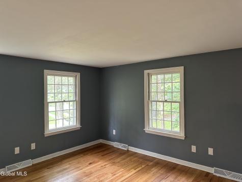 24 Berkshire Drive Clifton Park NY 12065