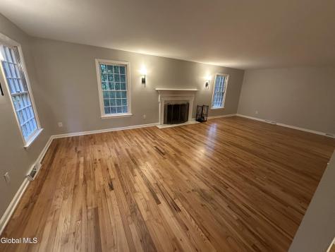 24 Berkshire Drive Clifton Park NY 12065