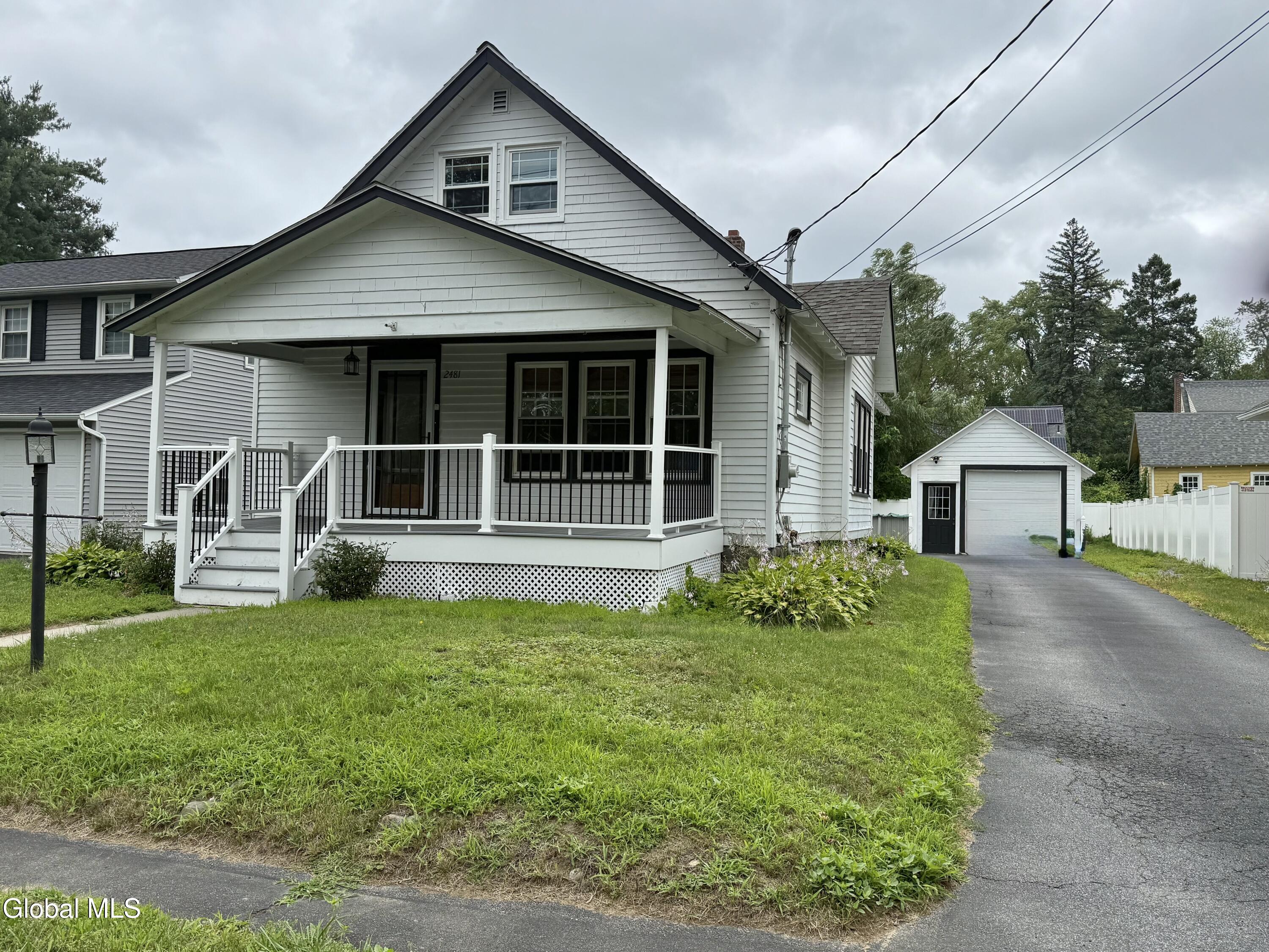 2481 Eastern Parkway Niskayuna NY 12309