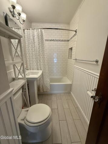 2481 Eastern Parkway Niskayuna NY 12309