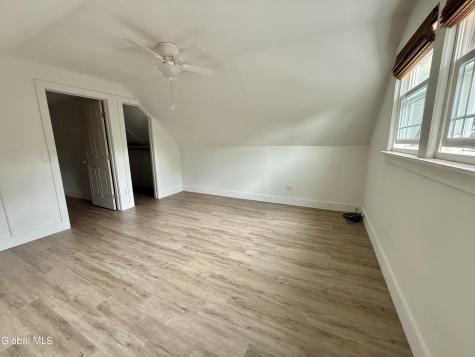 2481 Eastern Parkway Niskayuna NY 12309