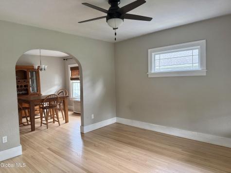 2481 Eastern Parkway Niskayuna NY 12309