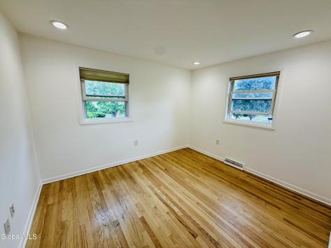 3335 Ralph Street Schenectady NY 12304