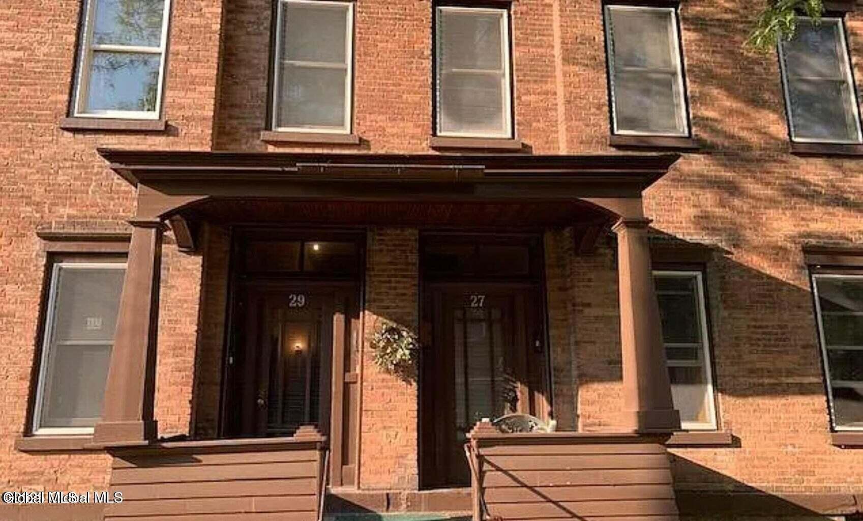 27 Vliet Street Cohoes NY 12047