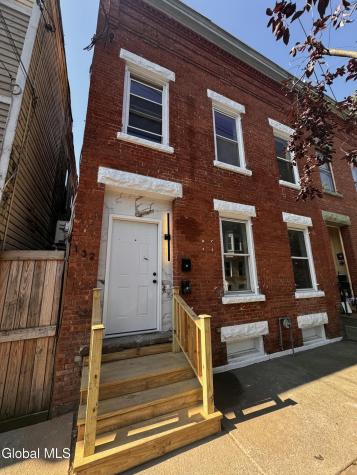 132 4th Avenue Albany NY 12202