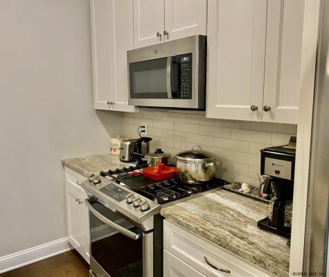 77 Van Dam Street Saratoga Springs NY 12866